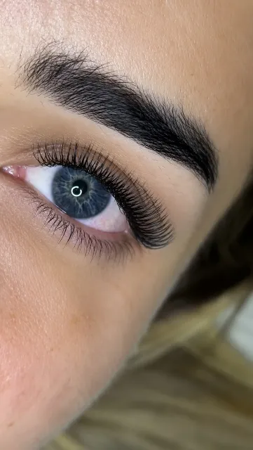 Portfolio fotografija za Classic look trepavice u salonu Lash&Brows studio