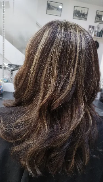 Balayage plus feniranje s K u salonu S2 salon Vračar