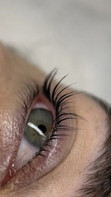 Portfolio fotografija za Lash Lift u salonu Deesse lumiere de femme